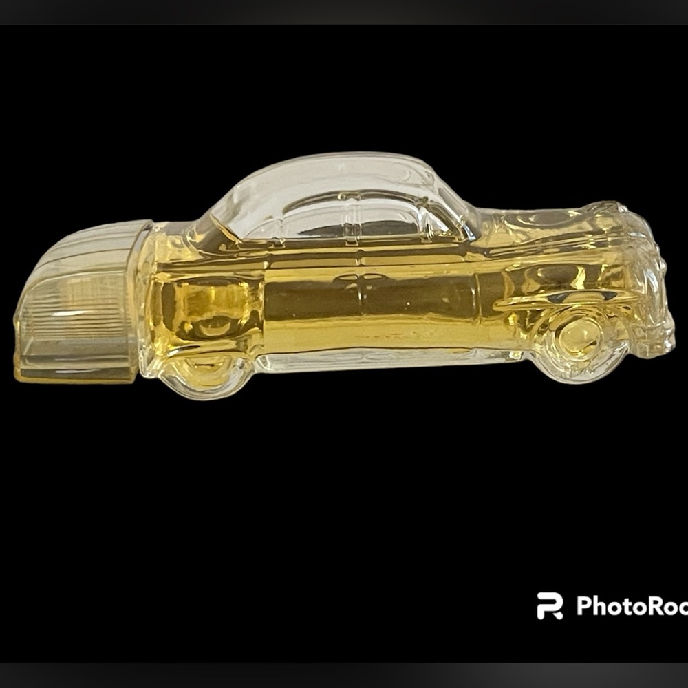 AVON 1949 LINCOLN COSMOPOLITAN DECANTER WITH MESMERIZE FOR MEN AFTER SHAVE